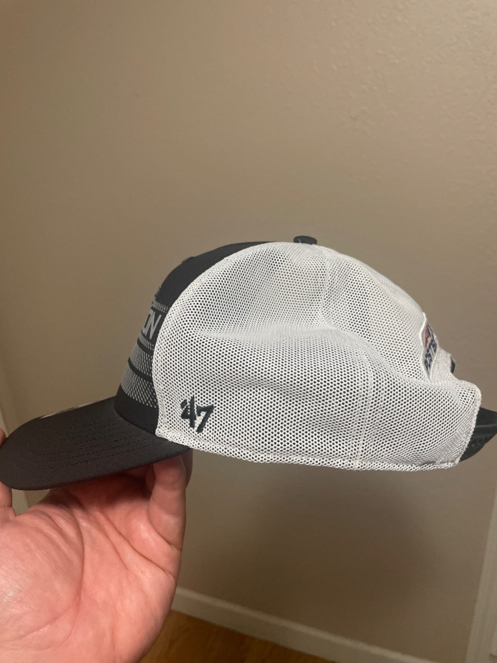 Collectors’ edition-Baseball cap - Picture 2 of 8